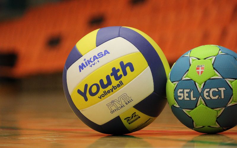 Malzeme, Panel Sayısı, Ağırlık ve Ölçüsüne Göre Voleybol Topu Çeşitleri